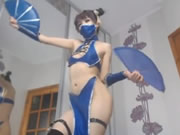 Cosplay Ninja Ragazza Masturbazione in Webcam
